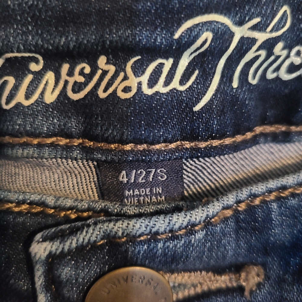 Universal Thread Mid Rise Jegging - Picture 3 of 4